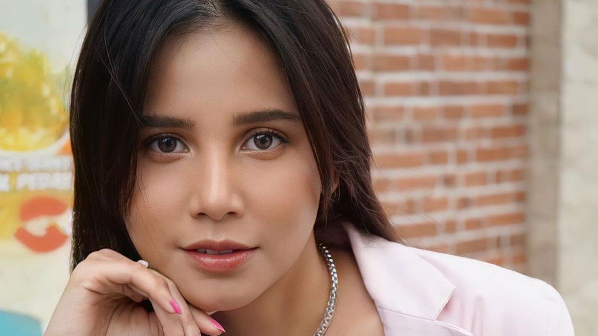 La actriz Yunita Siregar es la protagonista de la hermosa historia de drama y romance de Netflix.