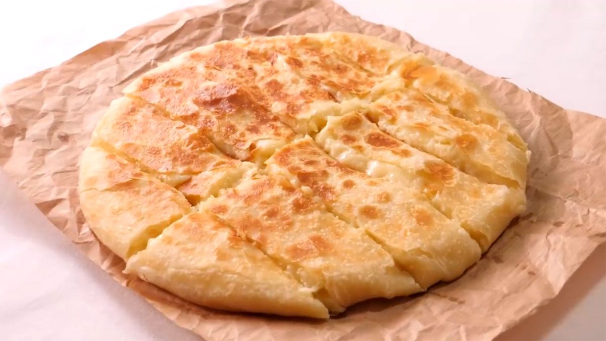 Cómo preparar pan de queso en sartén: la receta sin horno y rápido paso a paso