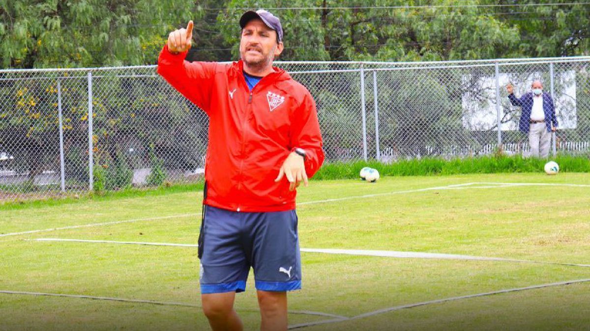 Gabriel Di Noia es el nuevo entrenador de Tristán Suárez. Tendrá su debut ante Independiente Rivadavia.