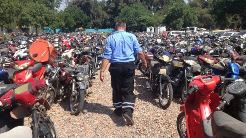 Godoy Cruz rematará 8 motos y 2 autos