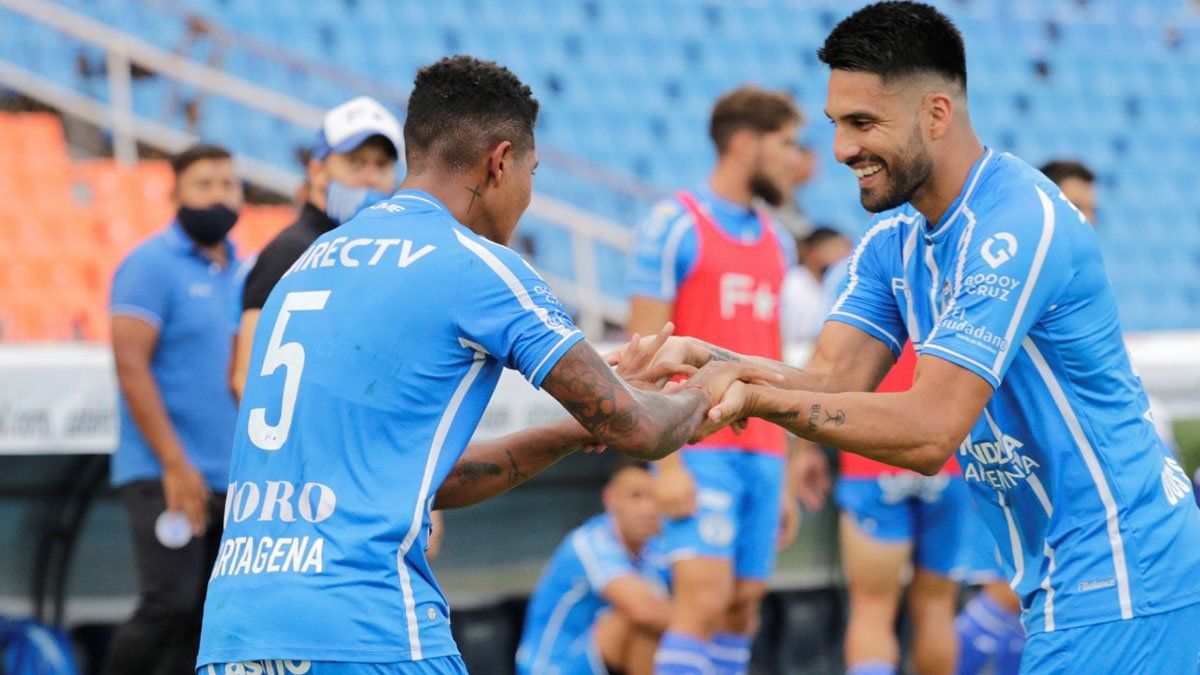 Wilder Cartagena y Mauro Dos Santos serán titulares ante Argentinos Juniors. (Foto gentileza Prensa Godoy Cruz).