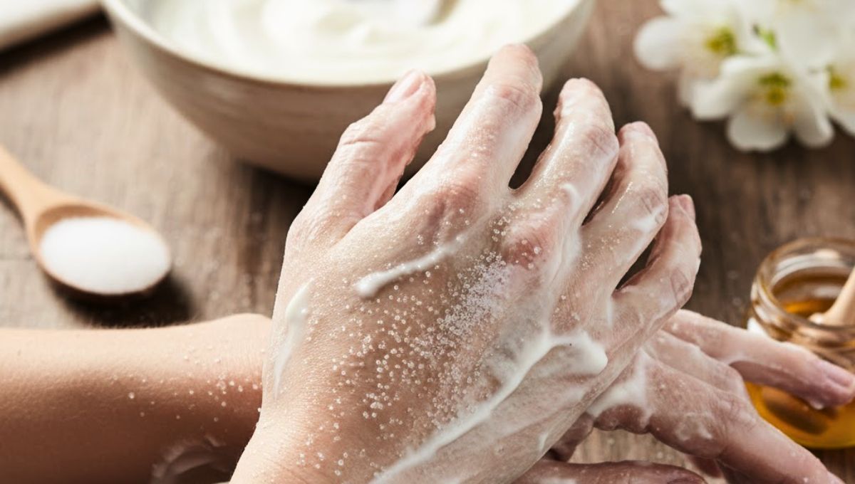 Lavado de manos con yogur y azúcar: por qué recomiendan hacerlo y para qué sirve