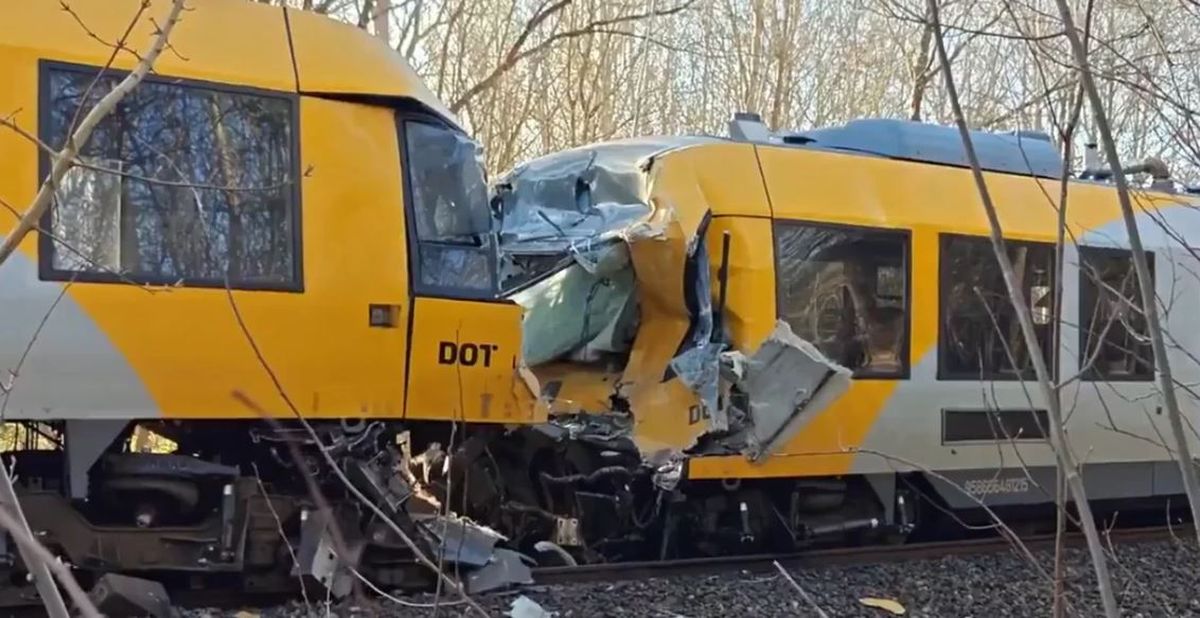 El impactante choque frontal de trenes que dejó más de 20 heridos y 4 en estado crítico.Foto: gentileza&nbsp;