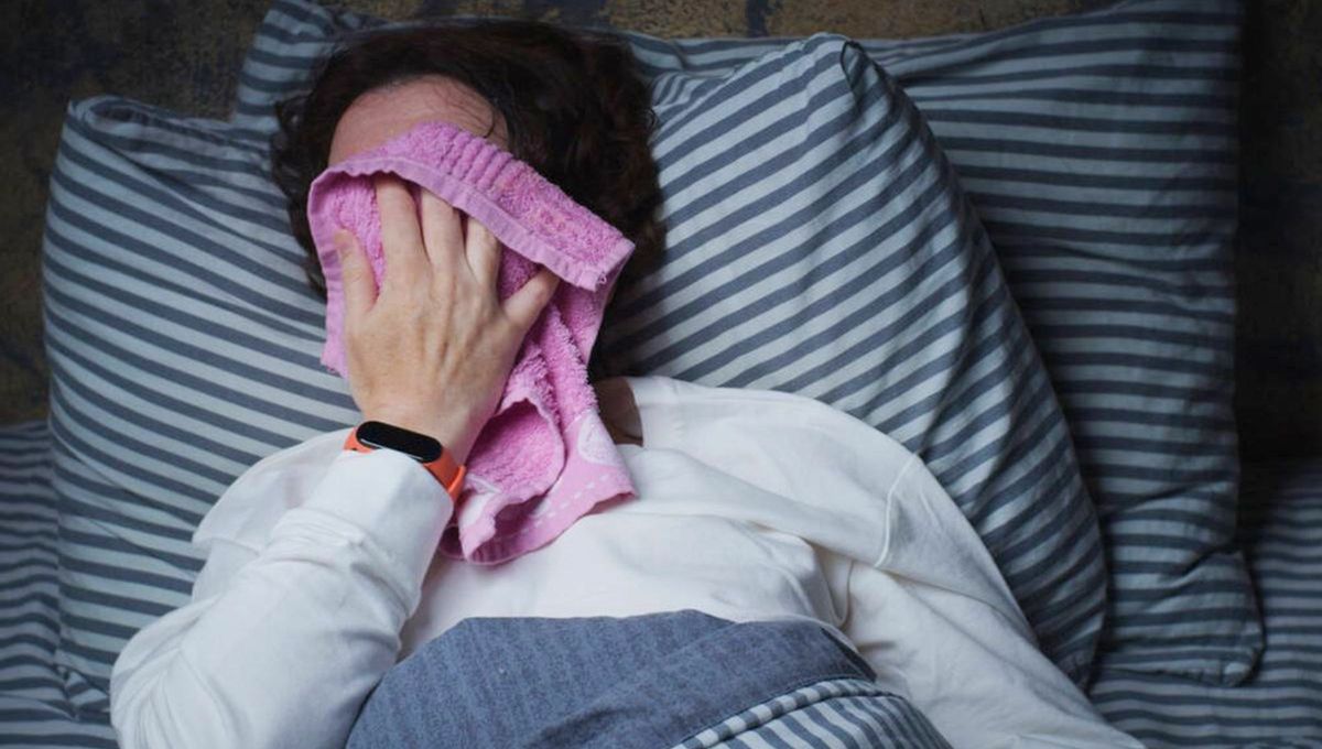 Qué significa si una persona se despierta con sudor o transpiración