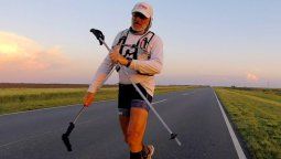 El raidista que homenajea a los 44 marinos del ARA San Juan llegó a Mendoza