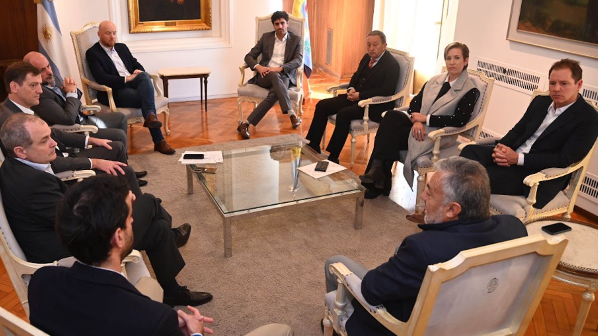 Alfredo Cornejo y Celso Jaque volvieron a reunirse hace días cuando se anunció la millonaria inversión de 90 millones de dólares para un parque fotovoltaico en Malargüe.