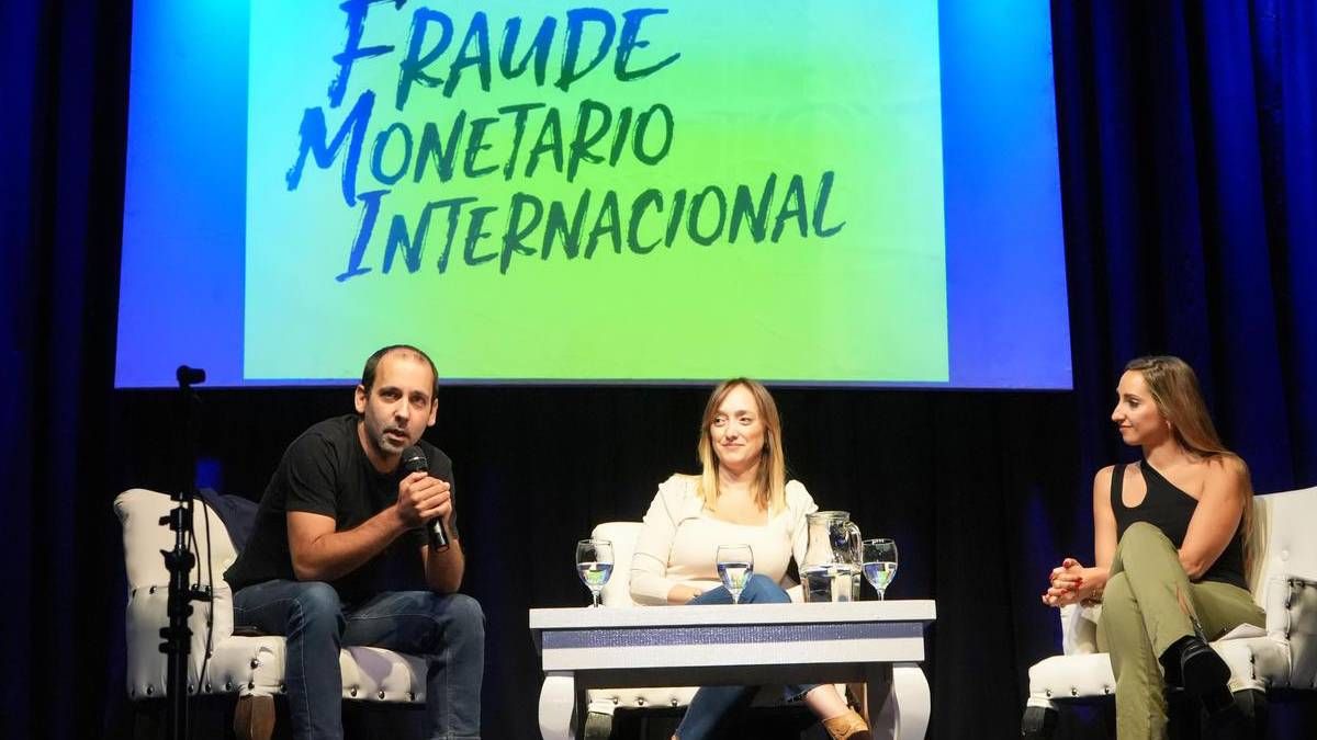 Sagasti discertó en Mendoza sobre las consecuencias de tomar nueva deuda con el FMI.