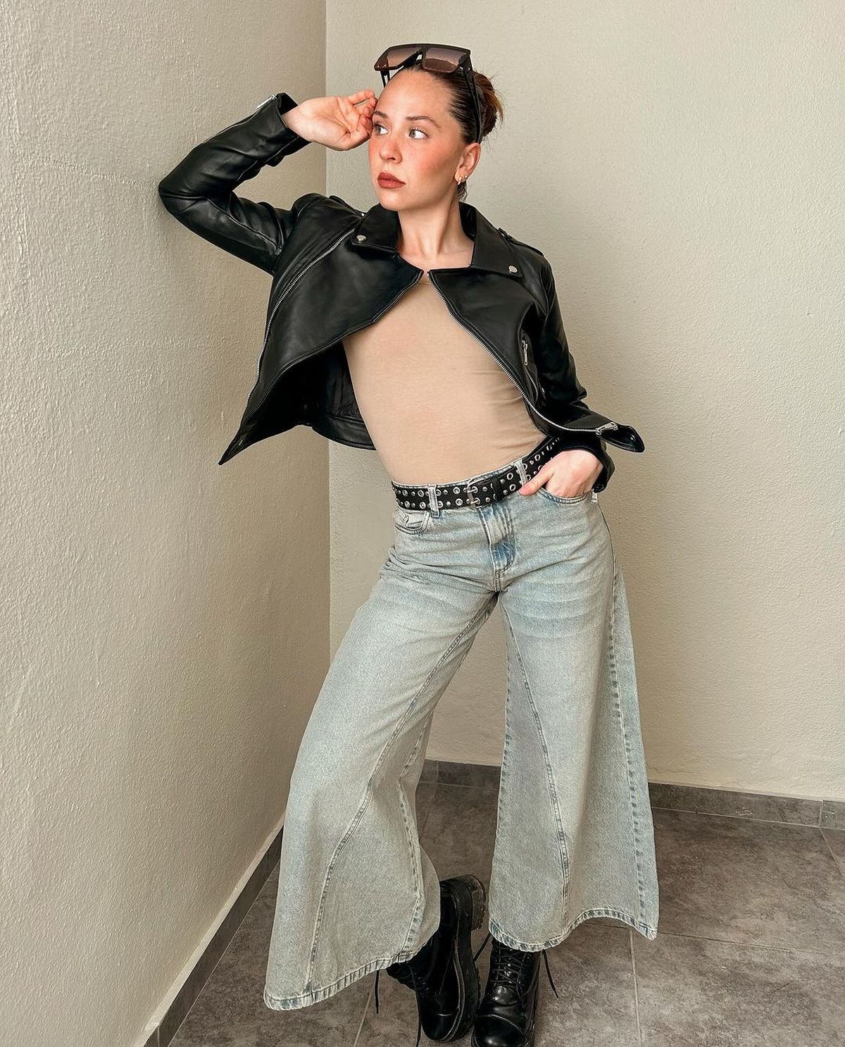 Tendencias: los pantalones súper Wide Leg estarán de moda durante el verano 2025. Foto: gentileza Proverbio.mujer/Instagram. Tendencias: los pantalones súper Wide Leg estarán de moda durante el verano 2025. Foto: gentileza Proverbio.mujer/Instagram.