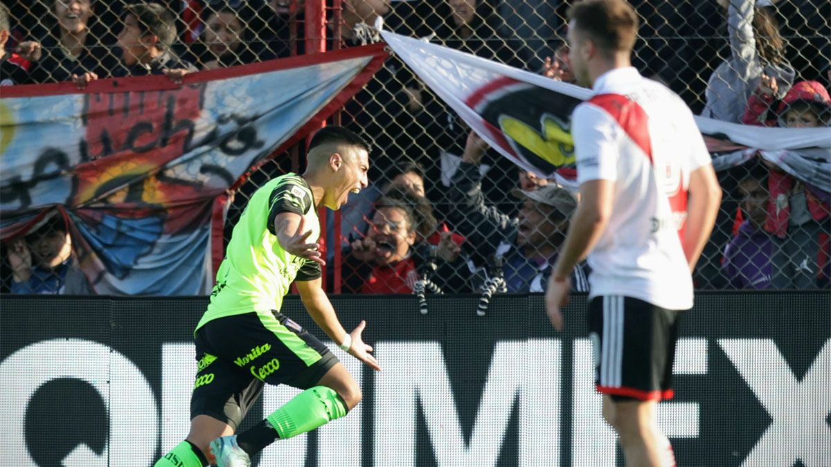 River, Con Algunos Suplentes, Cayó Ante Barracas Central Y No Pudo ...