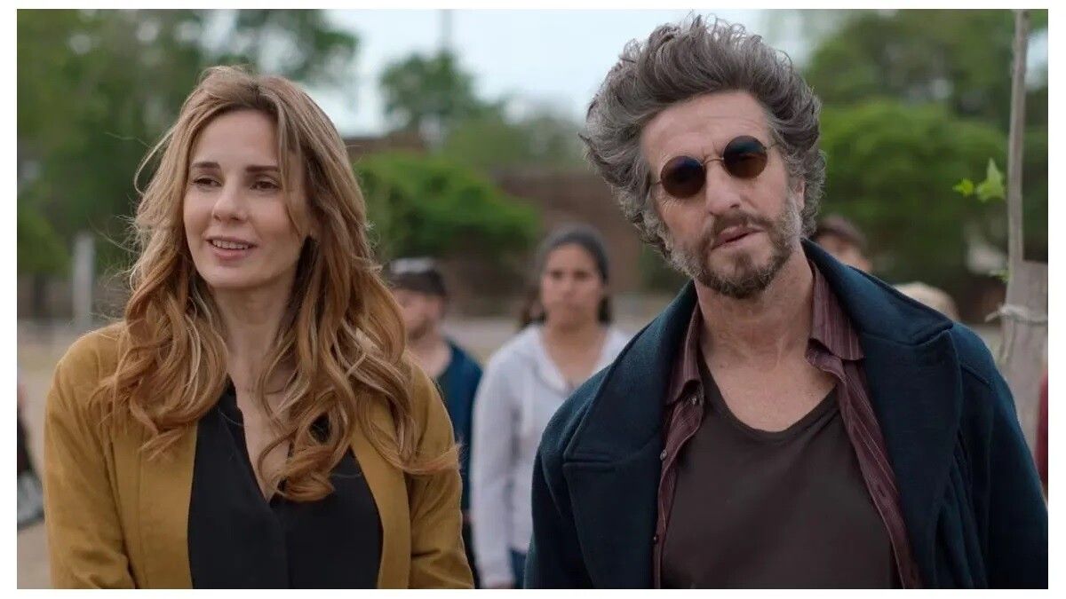 Buenos actores. Julieta Cardinali y Diego Peretti protagonizan la comedia Doble discurso. Buenos actores. Julieta Cardinali y Diego Peretti protagonizan la comedia Doble discurso. 