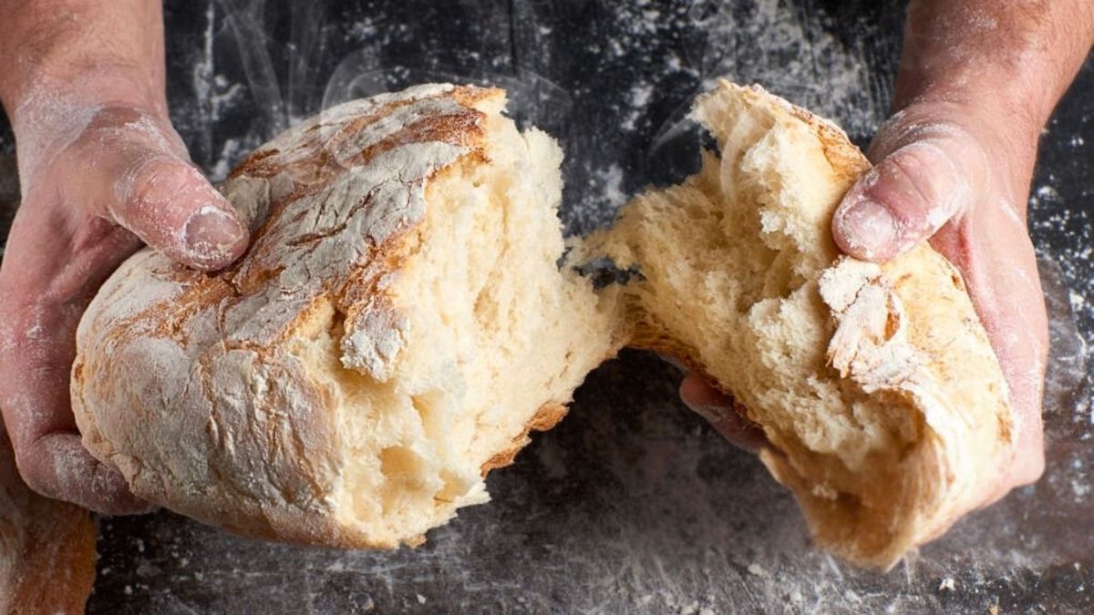 Receta del pan casero con masa para pizza: sabroso, crujiente y calentito. Foto: iStock.