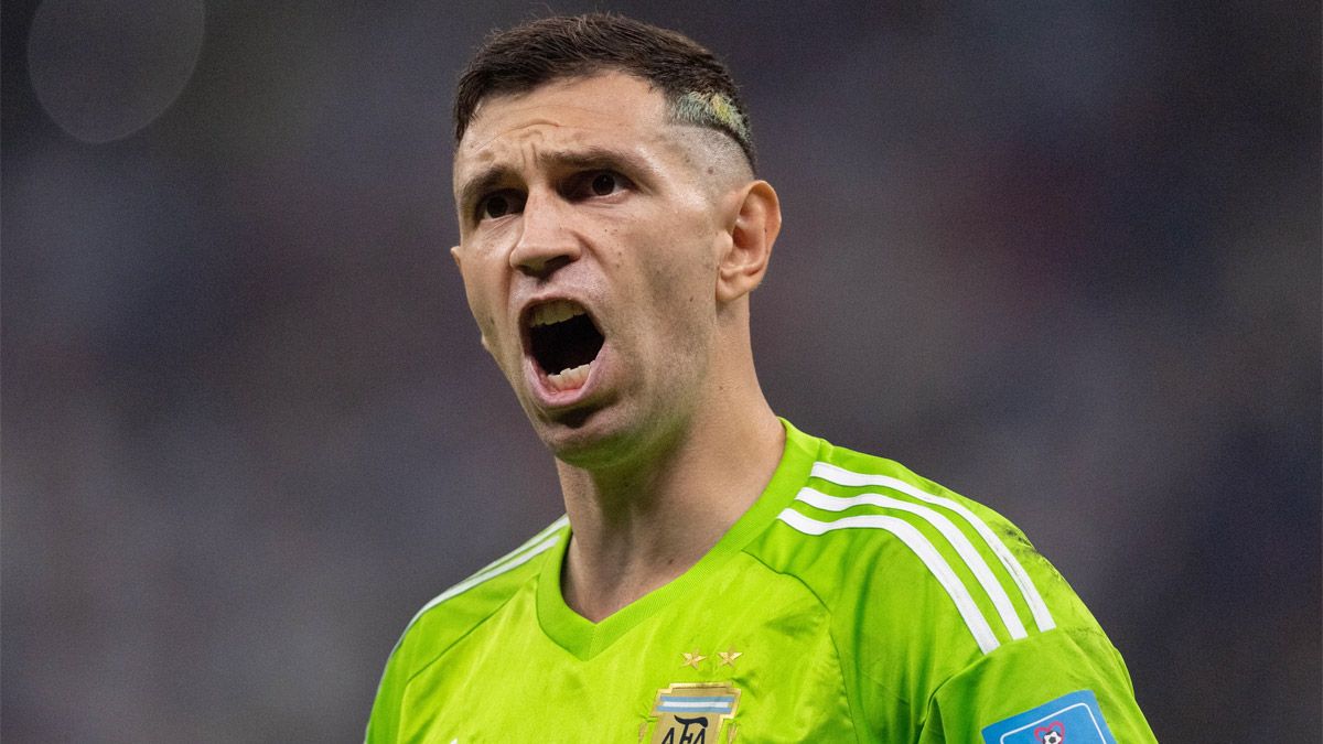 El Dibu Martínez, flamante campeón de la Selección argentina en el Mundial Qatar 2022.