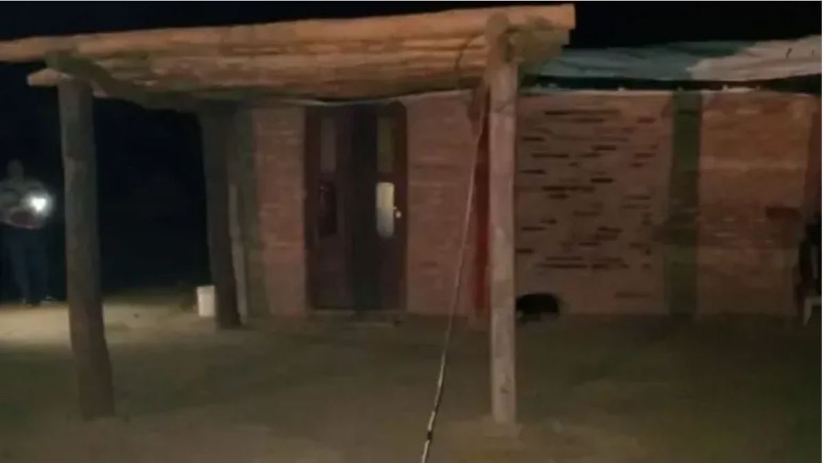 Ladrillazo mortal: una mujer asesinó a su amante de un ladrillazo porque no la dejaba salir de la casa Ladrillazo mortal: una mujer asesinó a su amante de un ladrillazo porque no la dejaba salir de la casa