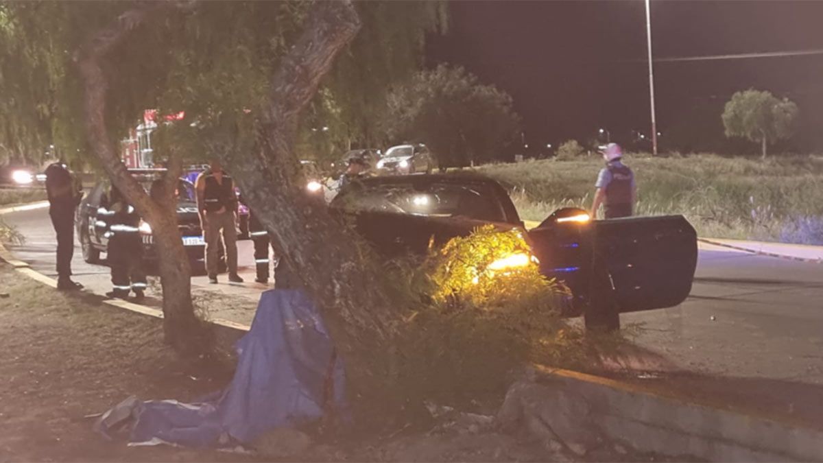 En la últimas horas de este martes se produjo el accidente fatal en la rotonda de Regalado Olguín y Avenida Champagnat.