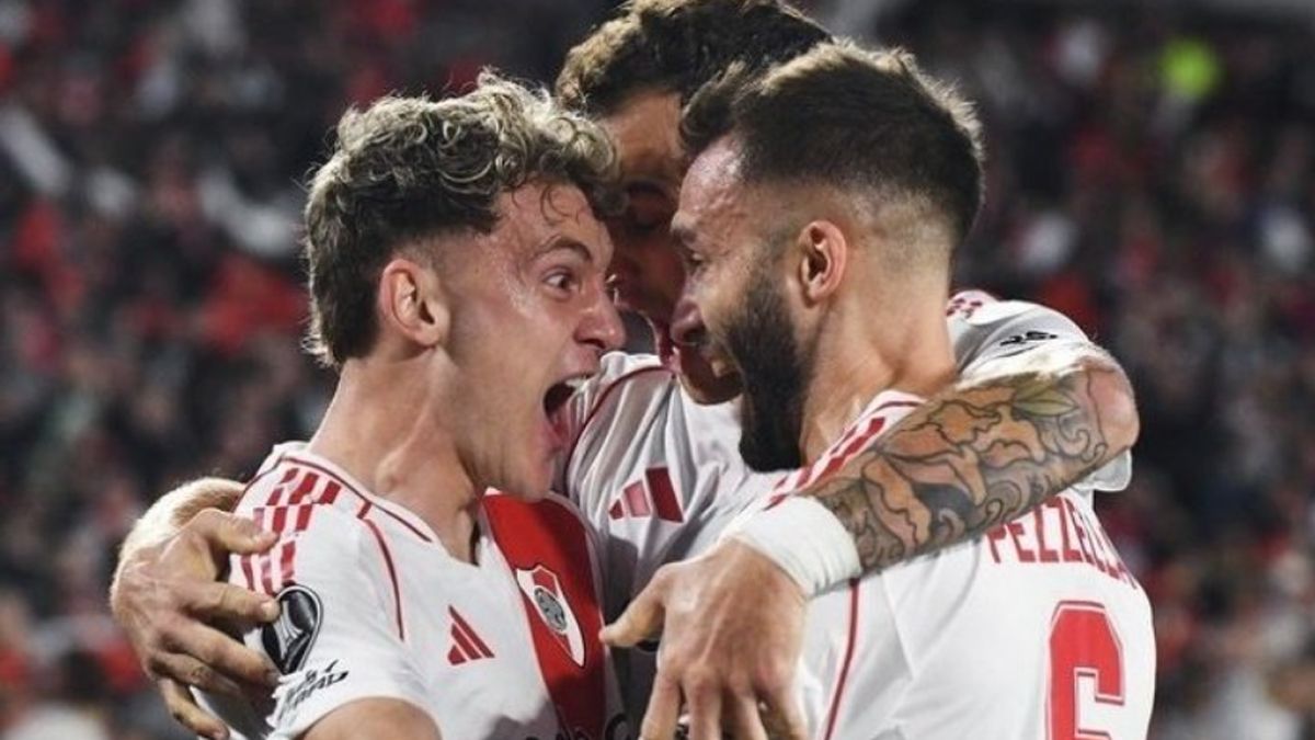 River celebró la clasificación como local.