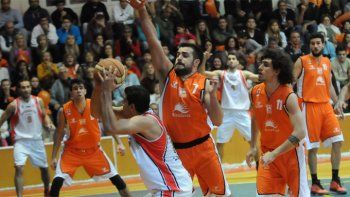 Los Naranjas, contra Belgrano de San Nicolás
