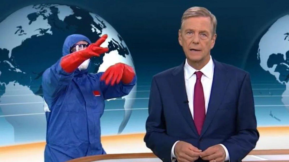 Una intervención artística sorprendió a los televidentes de un noticiero.