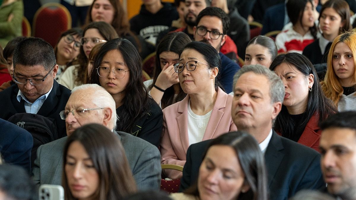 China y Mendoza, en sintonía con una serie de actividades que se extenderá hasta el sábado. China y Mendoza, en sintonía con una serie de actividades que se extenderá hasta el sábado.