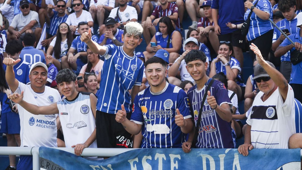 Los hinchas de Godoy Cruz asistieron al Feliciano Gambarte pese a los últimos resultados