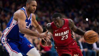 Miami terminó con la serie invicta de 14 partidos como local que tenía Filadelfia