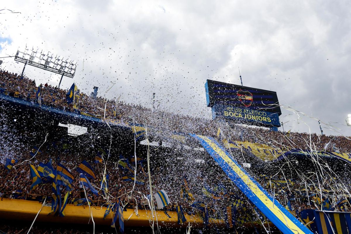 Un ex River está cerca de ser el tercer refuerzo de Boca