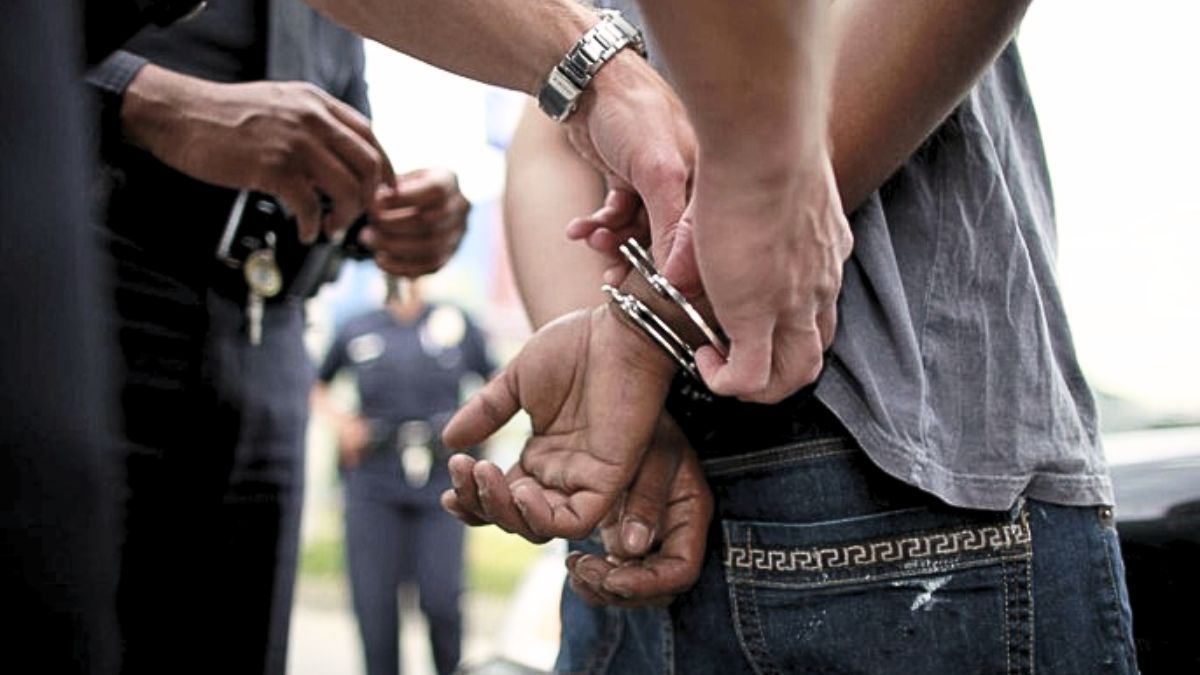 Mendocino acusado de abuso sexual cayó tras siete años de fuga, extraditado desde España