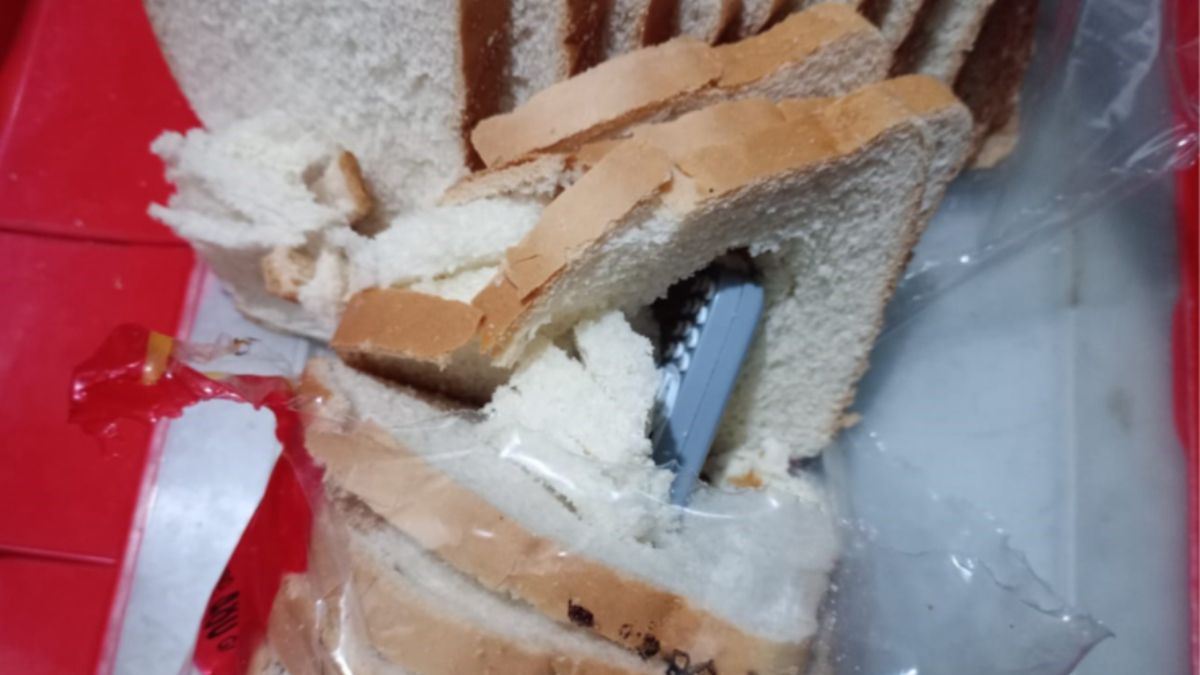 Los presos escondían las drogas y celulares en raciones de comida. Los presos escondían las drogas y celulares en raciones de comida.