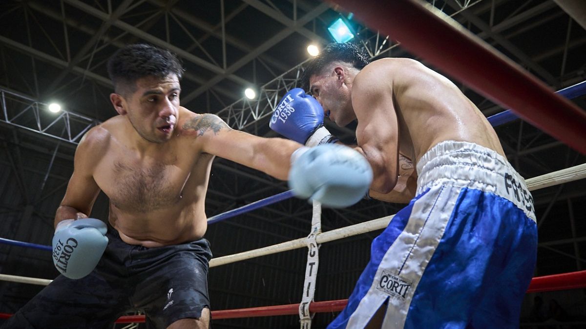 La clave del triunfo de Joaquín Villarreal Ruiz estuvo en la insistencia en su planteo ofensivo, no dejando pensar a Fassola. La clave del triunfo de Joaquín Villarreal Ruiz estuvo en la insistencia en su planteo ofensivo, no dejando pensar a Fassola.