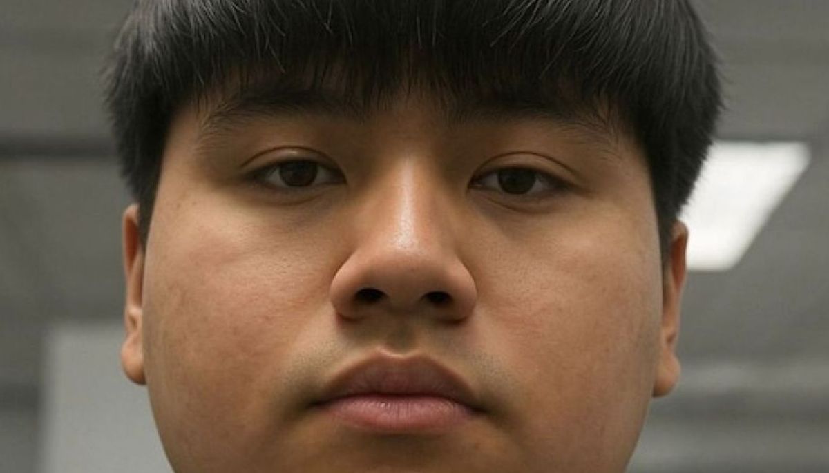 Tony Janzen es acusado del triple crimen de Florencio Varela. Tony Janzen es acusado del triple crimen de Florencio Varela.