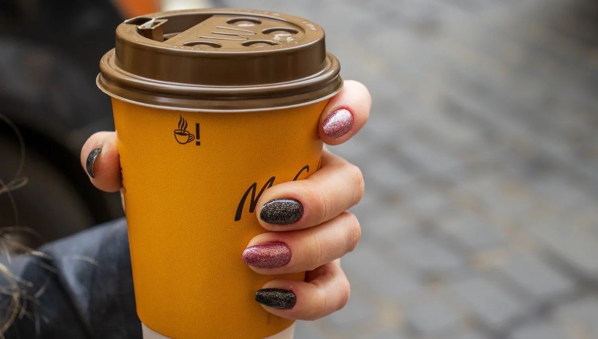 Demandó a McDonald's por un café y ganó millones de dólares: el caso que cambió las reglas