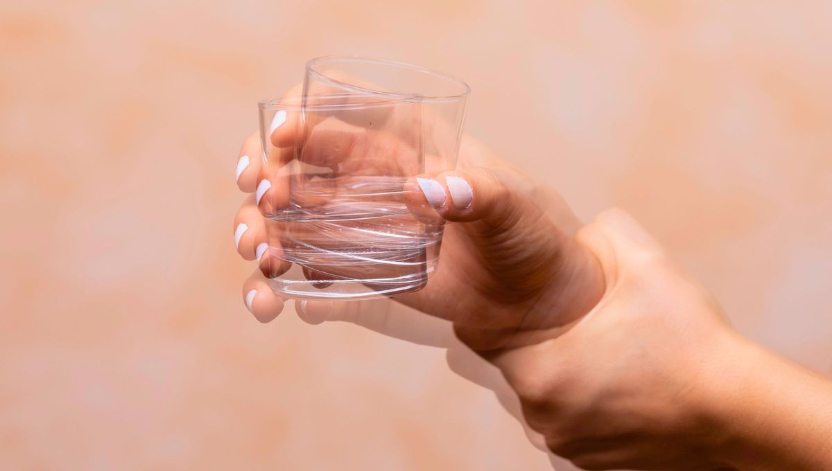 El síndrome que sufren muchas personas y que podría aumentar el riesgo de tener Parkinson