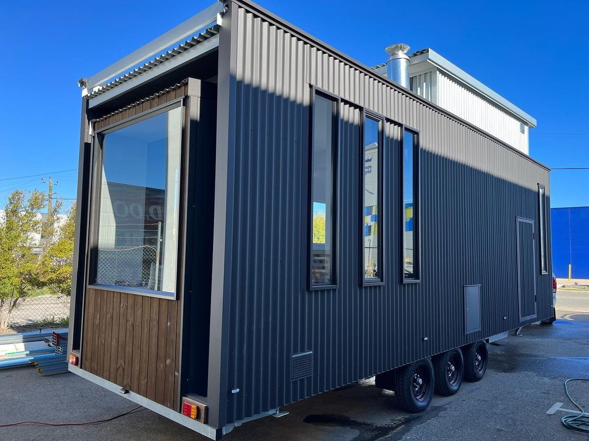 El diseño industrial es de lo que más se destaca en esta tiny house. El diseño industrial es de lo que más se destaca en esta tiny house.