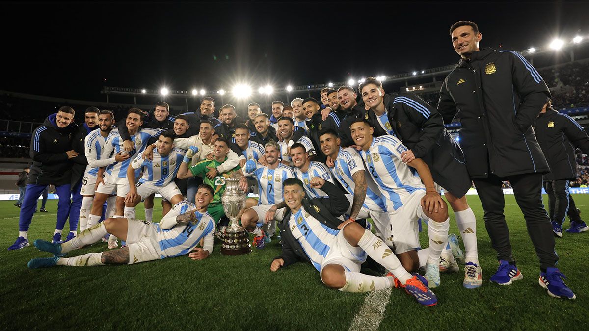 Cuándo y adónde juega la Selección argentina las fechas 9 y 10 de las Eliminatorias