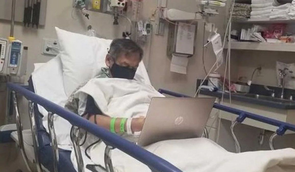 La historia del profesor que murió en el hispital corrigiendo las evaluaciones de los alumnos