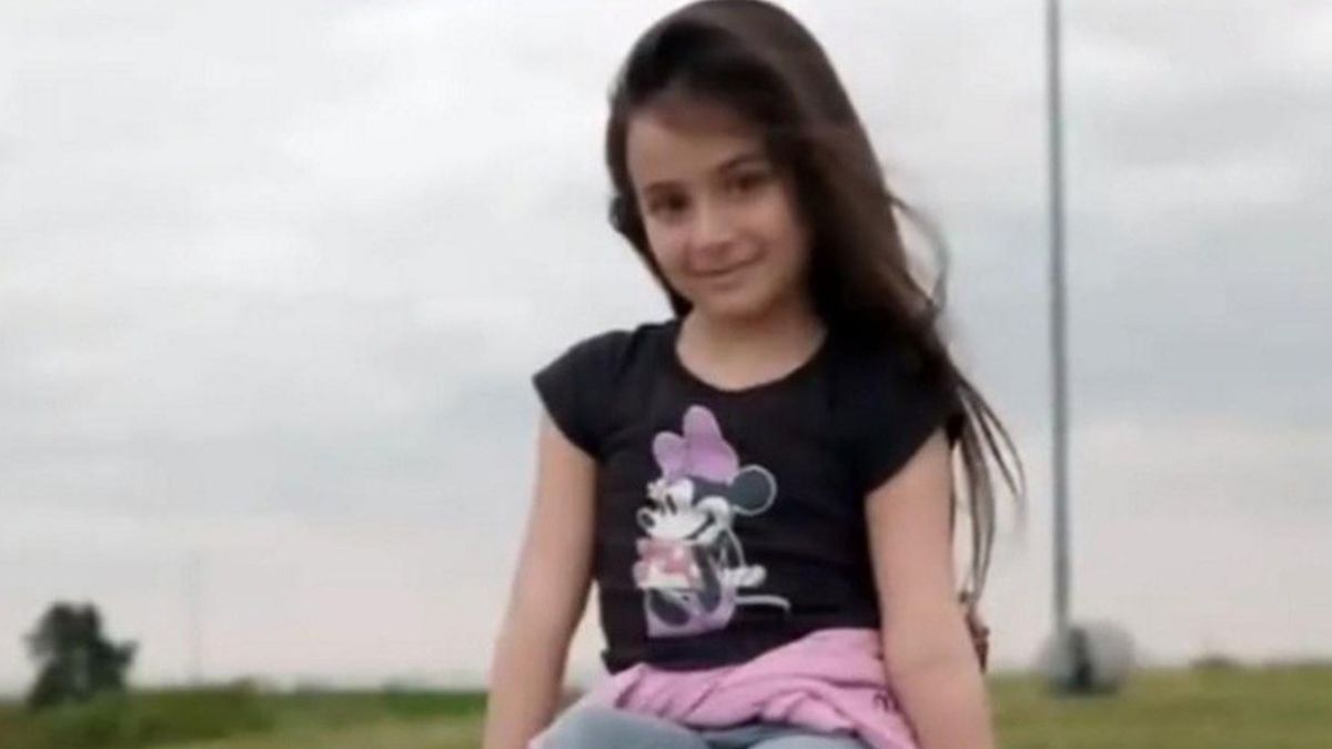 Delfina, la nena de 7 años herida en un múltiple accidente en la autopista Rosario-Córdoba, tiene muerte cerebral. Delfina, la nena de 7 años herida en un múltiple accidente en la autopista Rosario-Córdoba, tiene muerte cerebral.