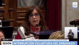 Cristina: Defiendo la vida cada vez que me opongo a políticas de restricción y de precarización derechos