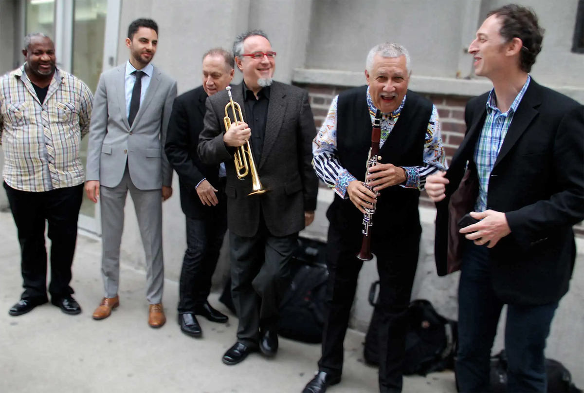 D'Rivera brindará dos conciertos en su primera visita a Mendoza: uno con la Filarmónica local y otro con músicos estadounidenses invitados. D'Rivera brindará dos conciertos en su primera visita a Mendoza: uno con la Filarmónica local y otro con músicos estadounidenses invitados.