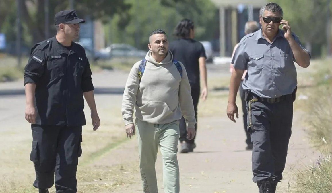 Fabián Tablado fue liberado a fines de febrero pasado tras la condena por asesinar a su novia pero violó la perimetral sobre el padre de la joven