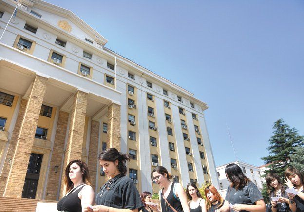 Las provincias tienen déficit por $9.000 millones pese al ajuste y la presión impositiva