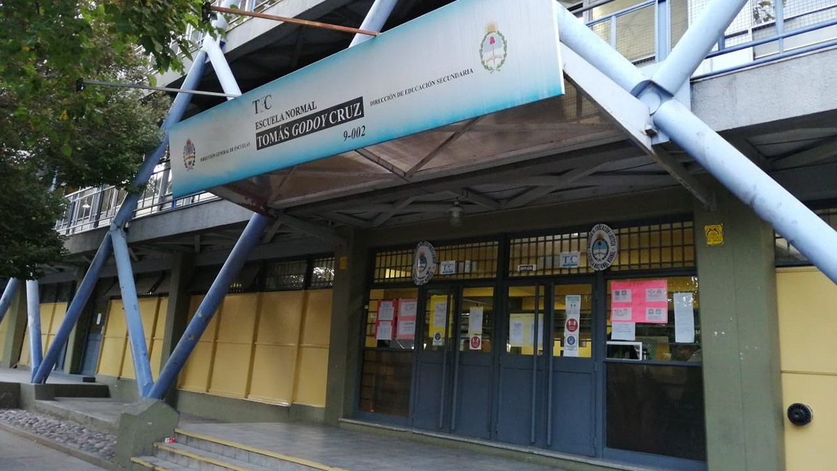 Escuela Normal Tomás Godoy Cruz