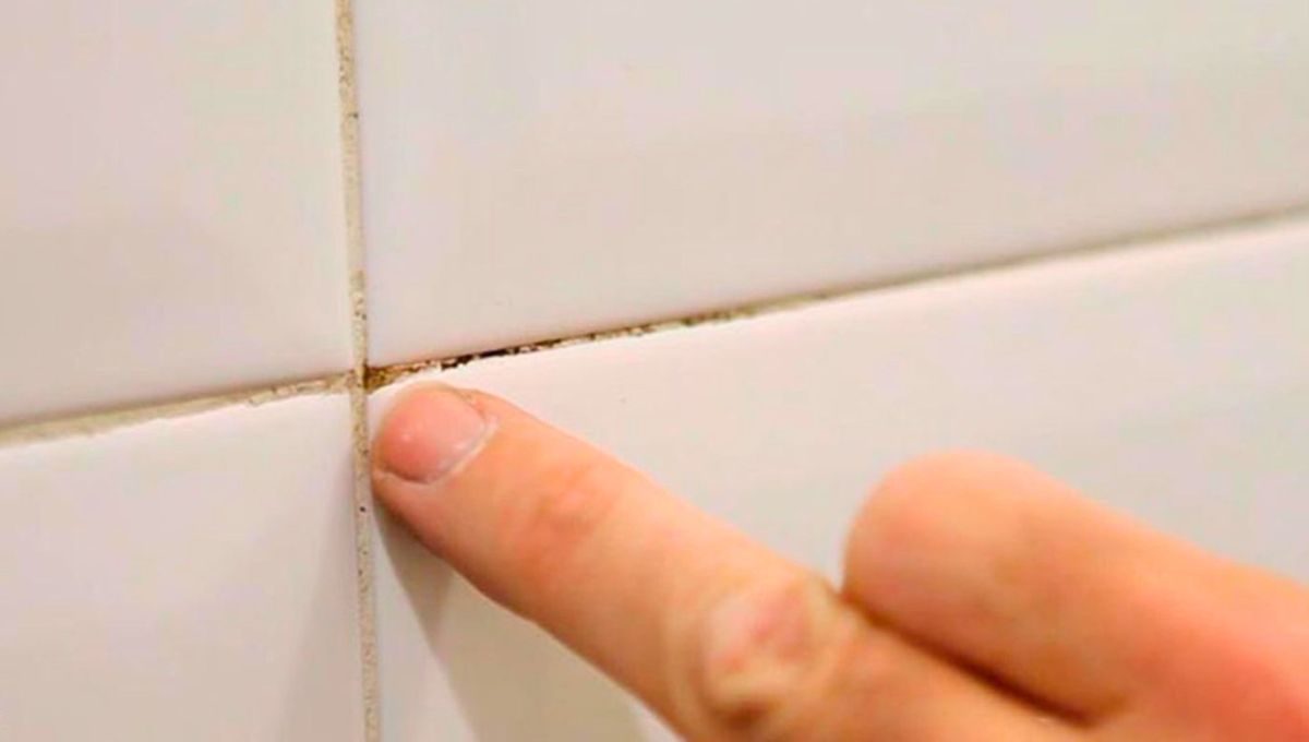 Ten siempre a mano un limpiador multisuperficie de vinagre para este tipo de manchas. Ten siempre a mano un limpiador multisuperficie de vinagre para este tipo de manchas. 