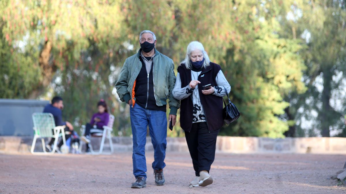 Este martes se reportaron 674 nuevos casos de Covid en Mendoza.
