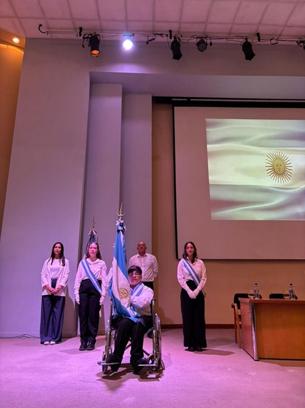 Acto de Colación en el Centro de Convenciones de San Juan fue una jornada cargada de emoción, orgullo y compromiso. Acto de Colación en el Centro de Convenciones de San Juan fue una jornada cargada de emoción, orgullo y compromiso.