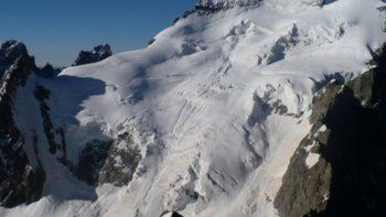 Una avalancha en los Alpes franceses dejó 7 víctimas fatales
