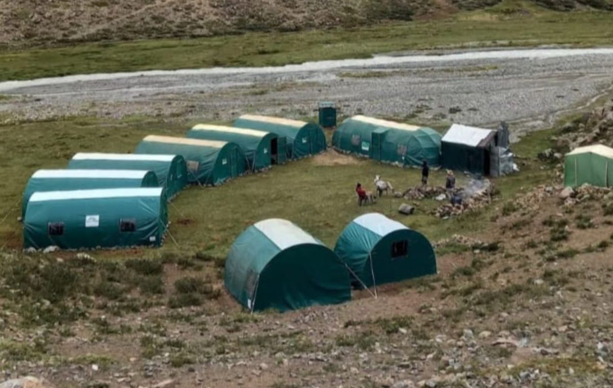 Campamento El Barroso, uno de los lugares en el camino al Valle de Las Lágrimas. Campamento El Barroso, uno de los lugares en el camino al Valle de Las Lágrimas.