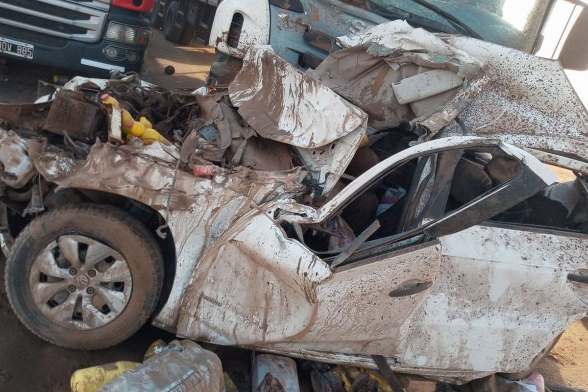 Tremendo palazo por el viento en Córdoba: los autos quedaron destruidos