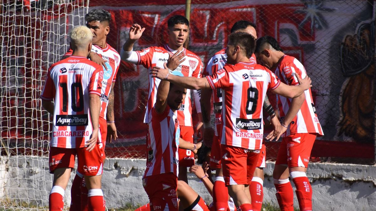 San Martín buscará los tres puntos de local ante Huracán Las Heras en el Este. San Martín buscará los tres puntos de local ante Huracán Las Heras en el Este.