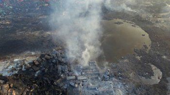 Temen por la contaminación en Tianjin por las centenares de toneladas de cianuro en el puerto de la explosión