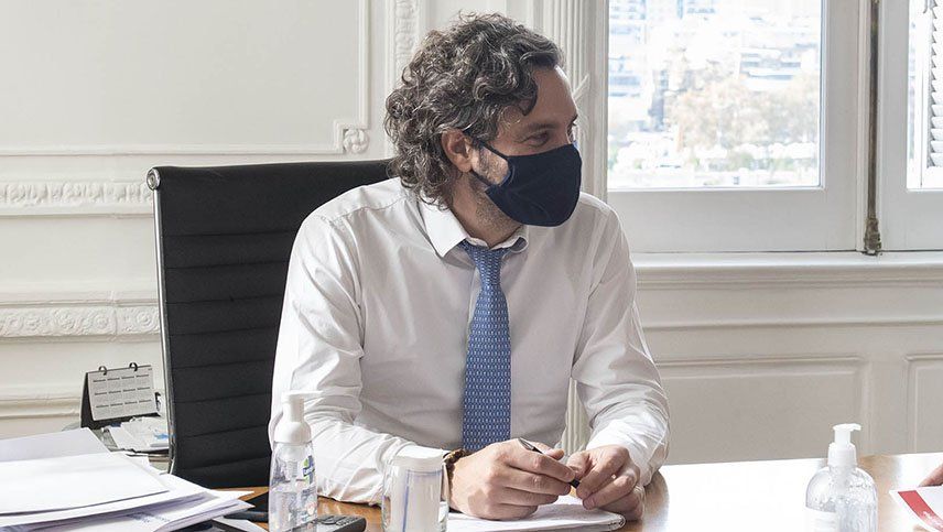 Cafiero aseguró que trabajan en herramientas de recuperación