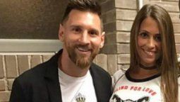 Messi tiene un deslumbrante celular de oro